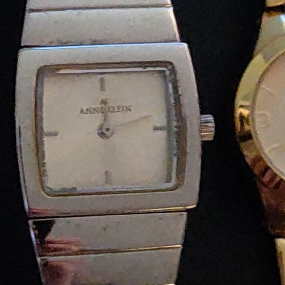 Amaze-Zing (B2) Sale!!: #48 Anne Klein Bracelet Watch Trio - Picture 3 of 9